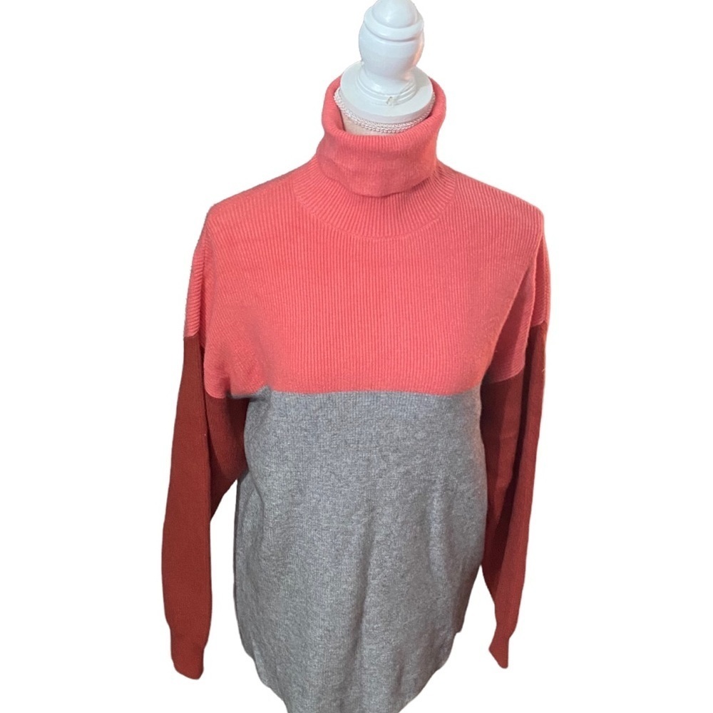 'Forever 21'  Pink Red & Grey Color Block Stretch Turtleneck Sweater Women’s Sm